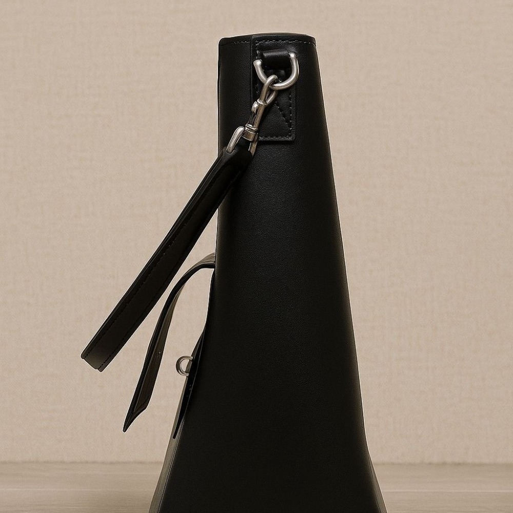 High-quality Locomotive Wind T – обзор и цена Women Bags Trend 2025