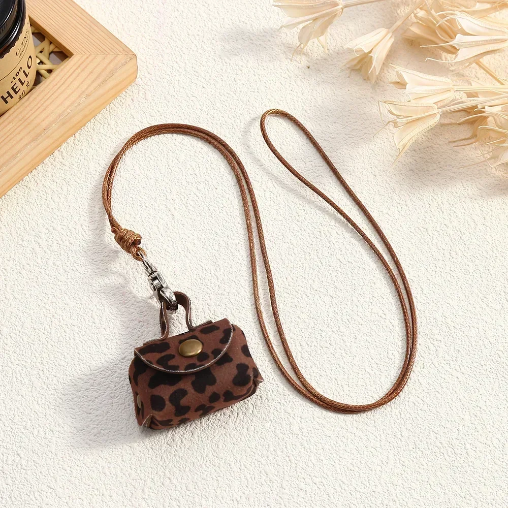 LATS Retro Cute Small Leather  – обзор и цена Women Bags Pictures